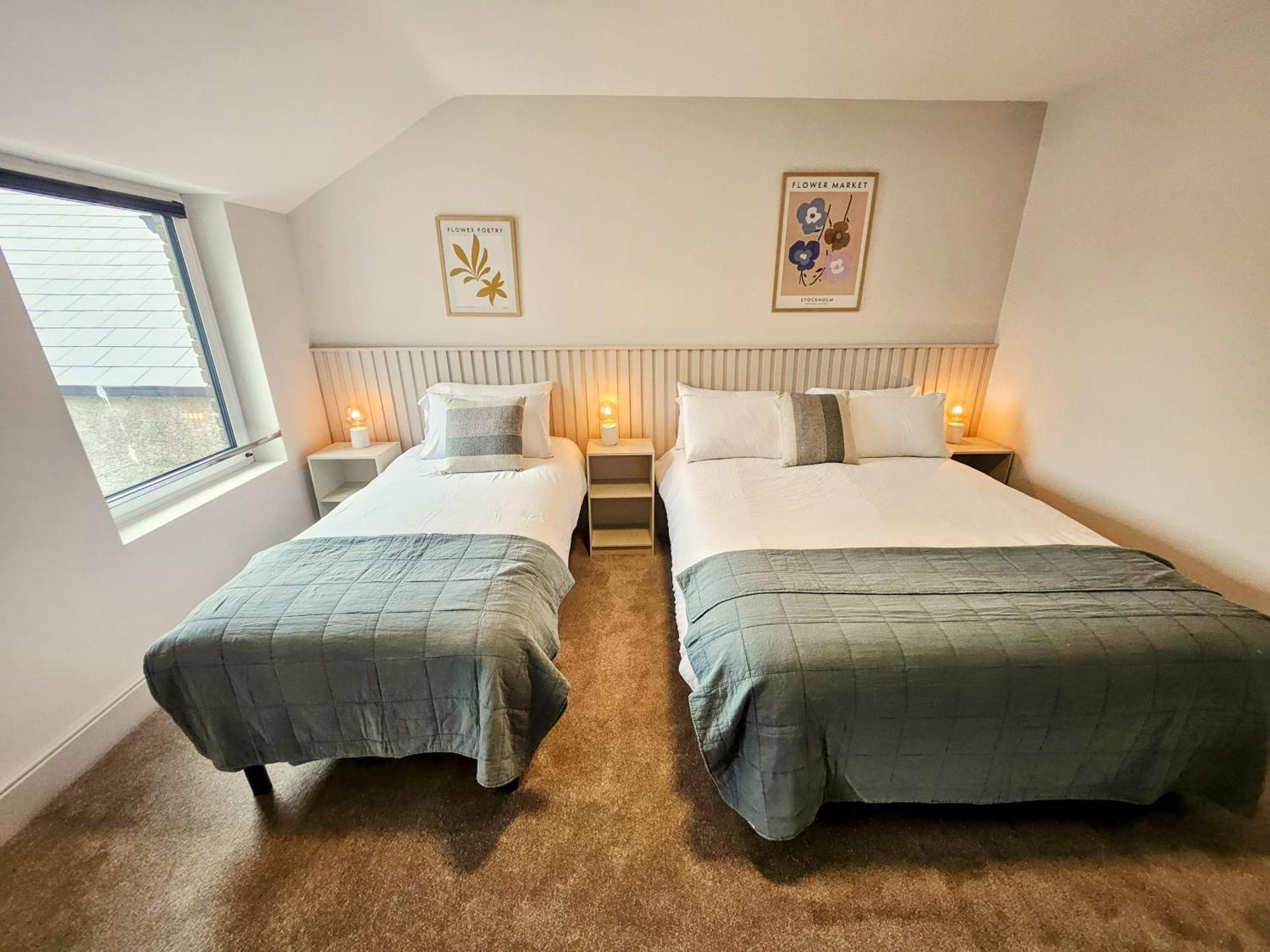 Tatlers Guest House 罗斯康芒 外观 照片