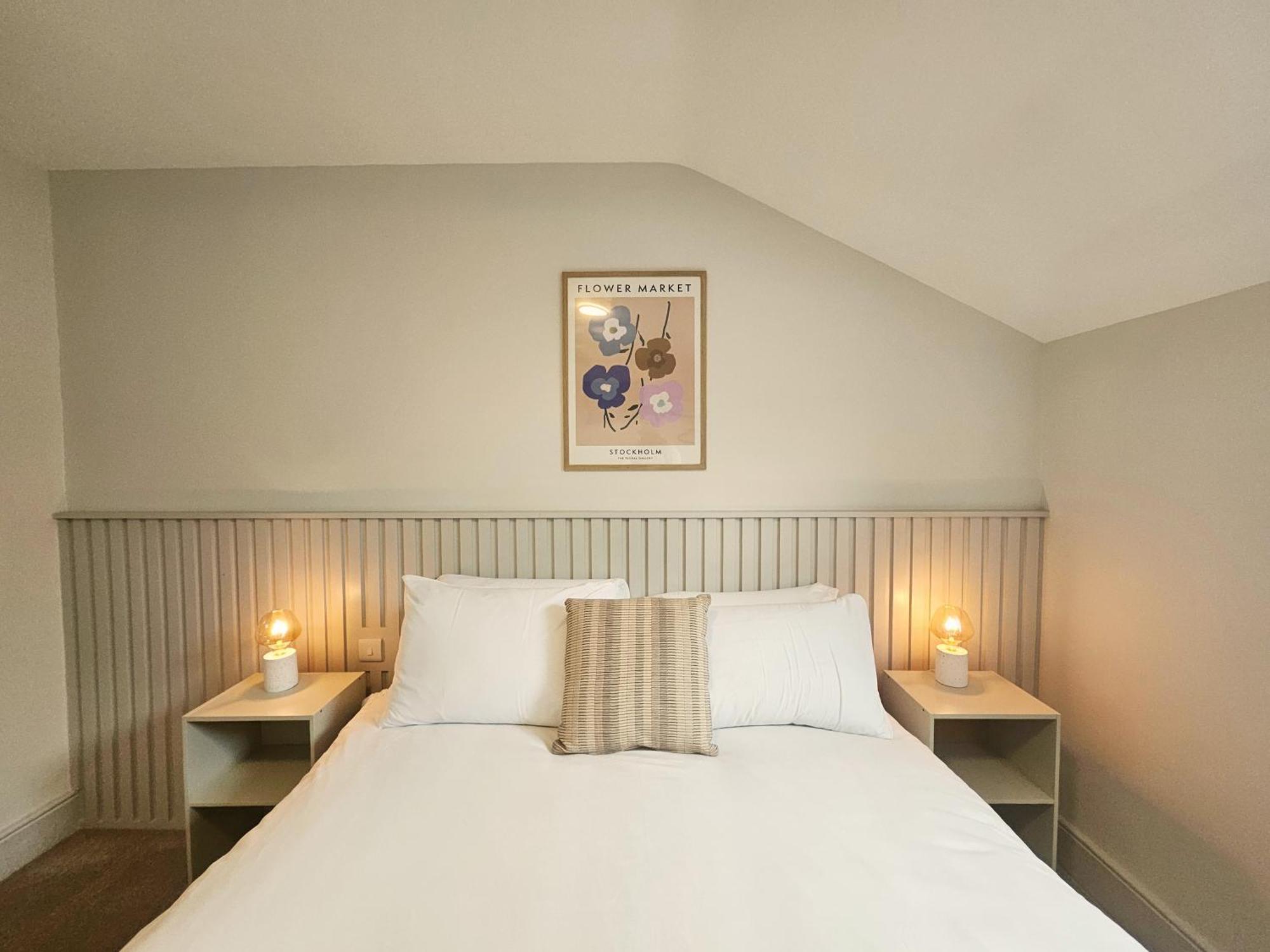 Tatlers Guest House 罗斯康芒 外观 照片