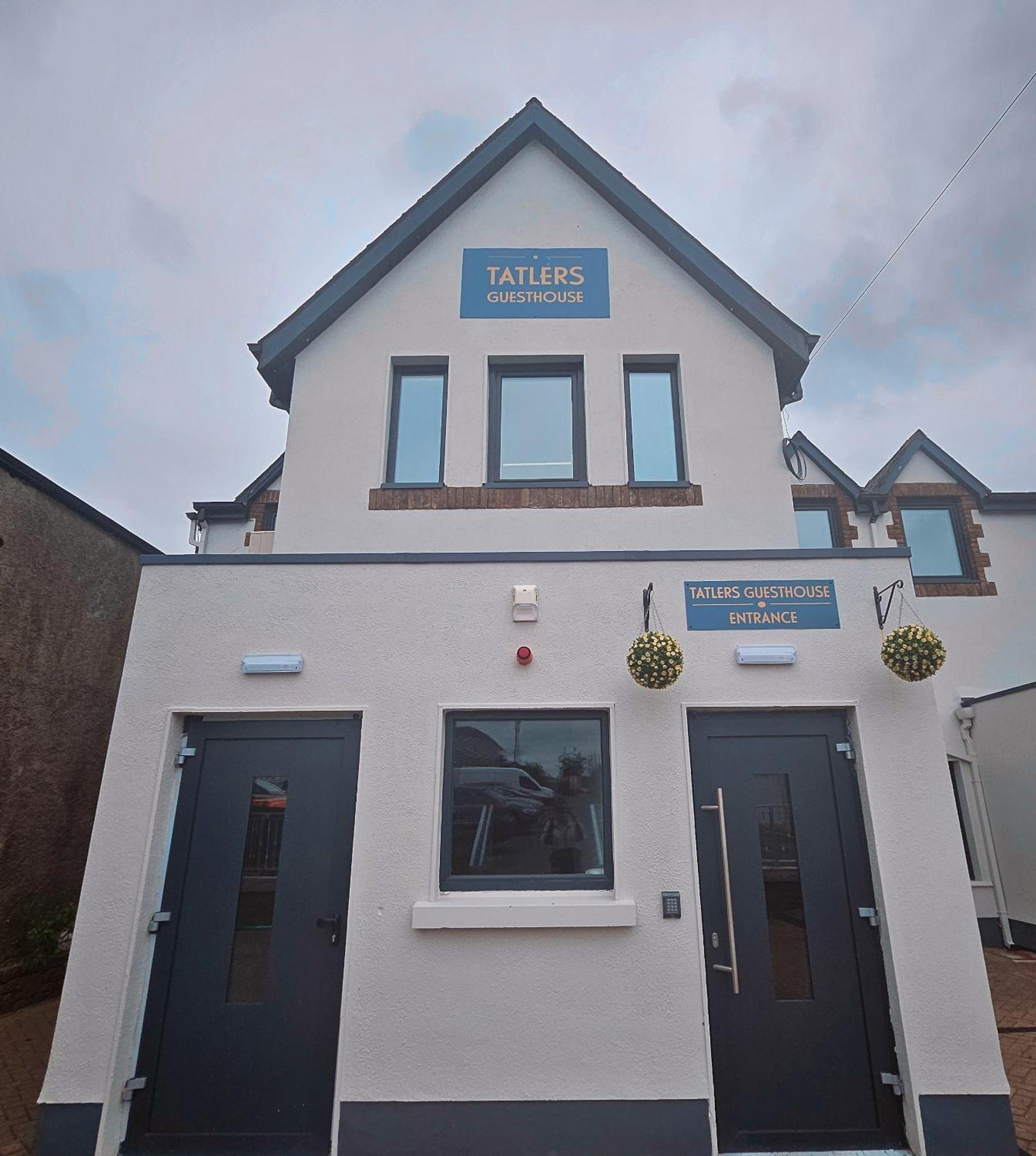 Tatlers Guest House 罗斯康芒 外观 照片
