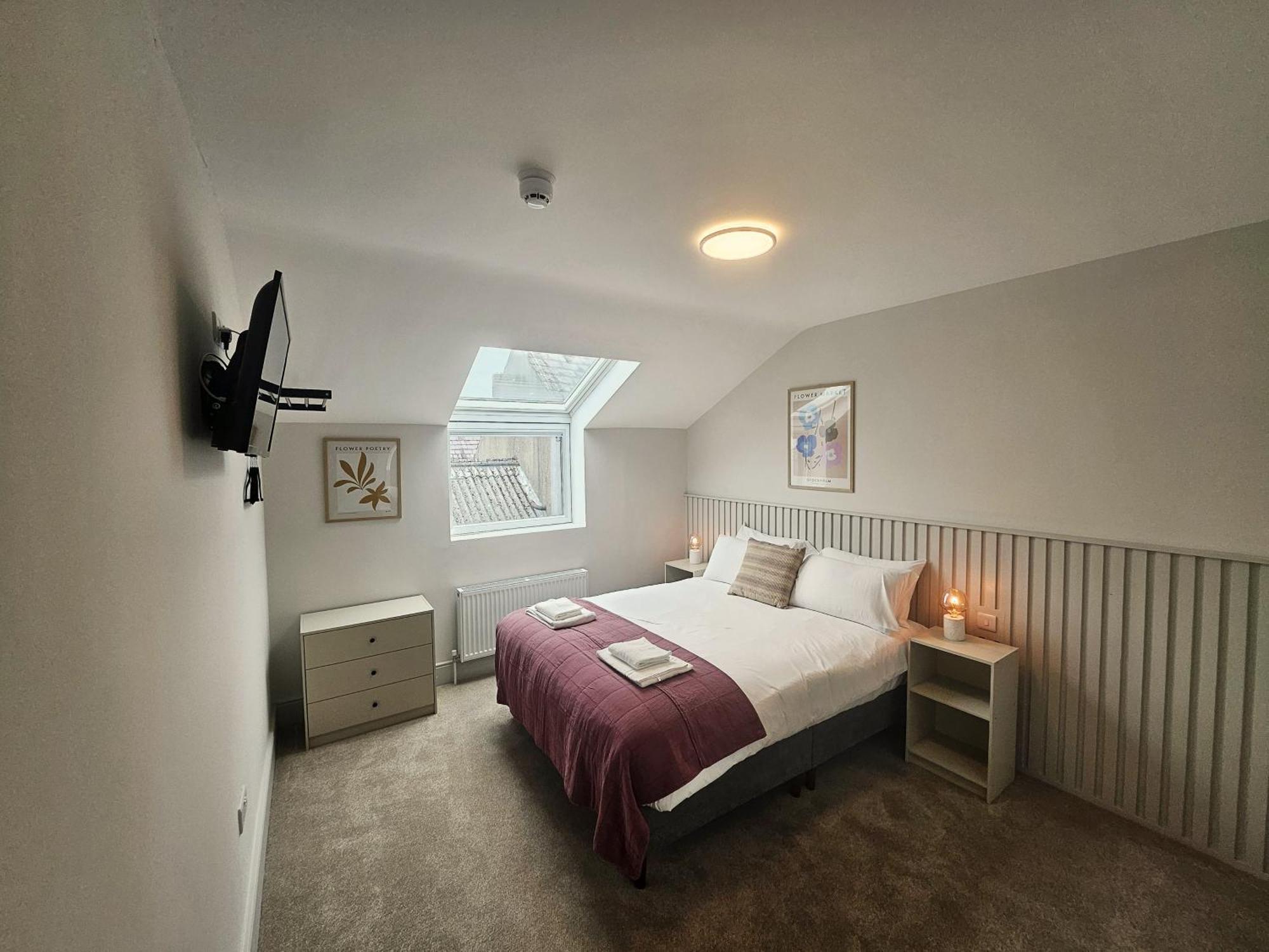 Tatlers Guest House 罗斯康芒 外观 照片