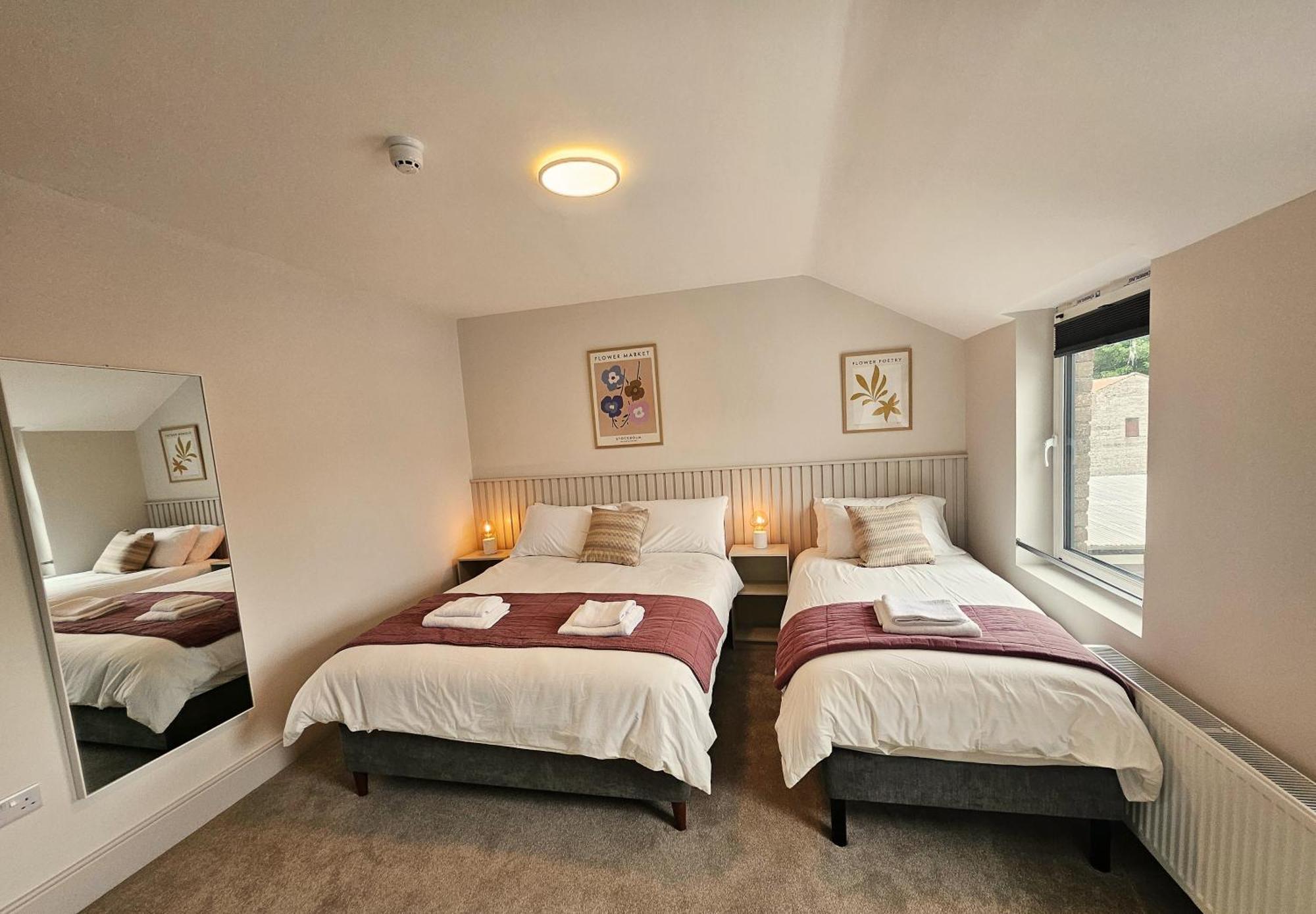 Tatlers Guest House 罗斯康芒 外观 照片