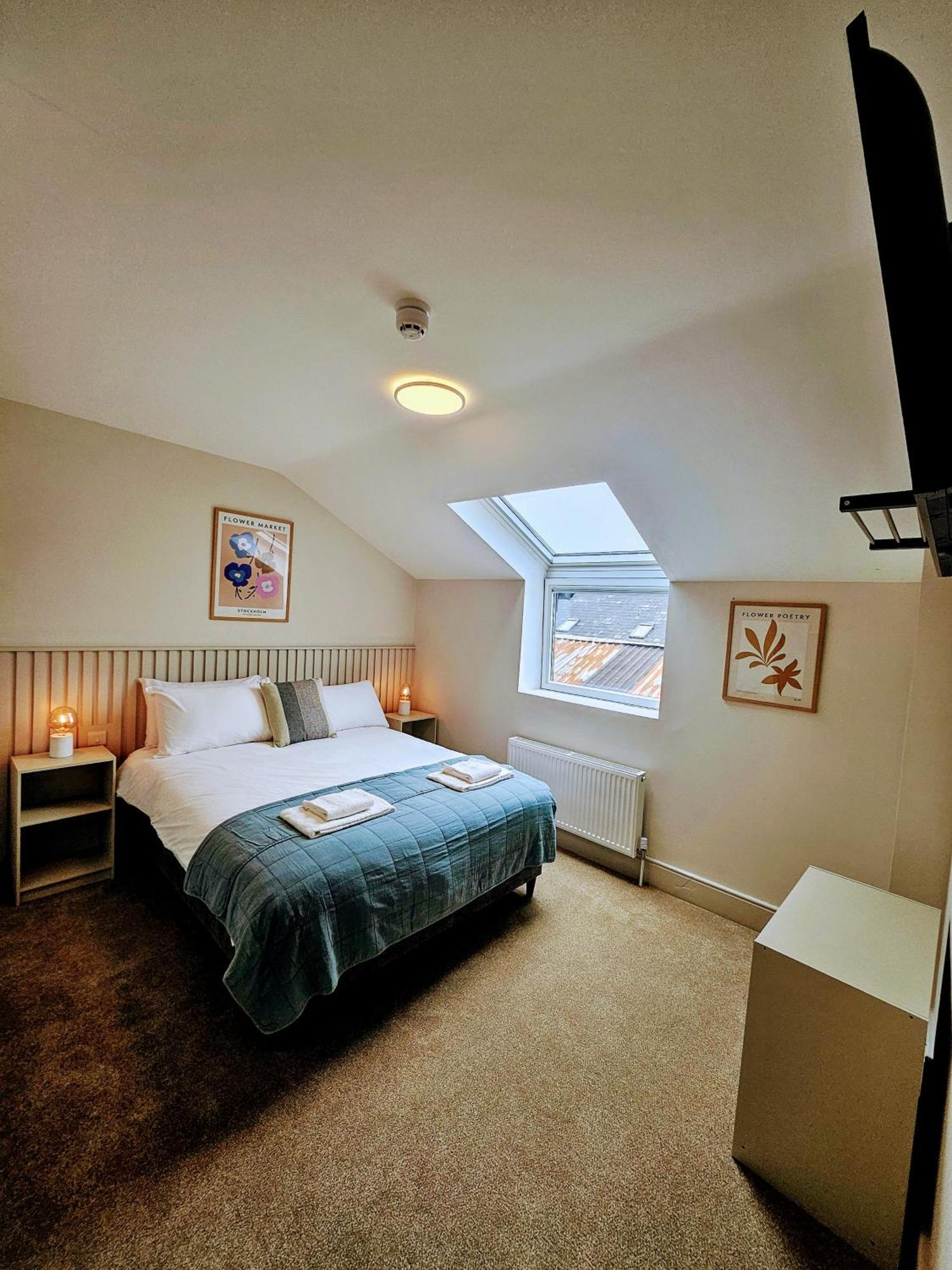 Tatlers Guest House 罗斯康芒 外观 照片